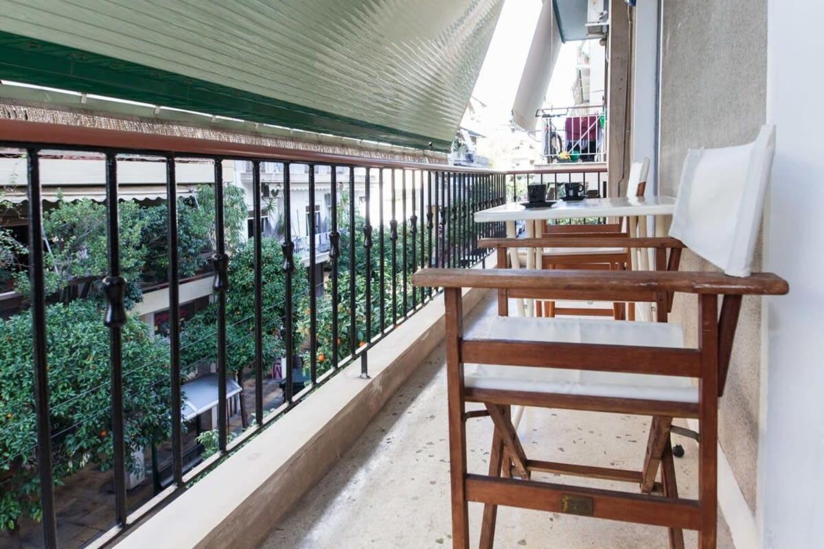 Charming Vintage 2Br Apartment With Balcony In Koukaki Athènes Extérieur photo